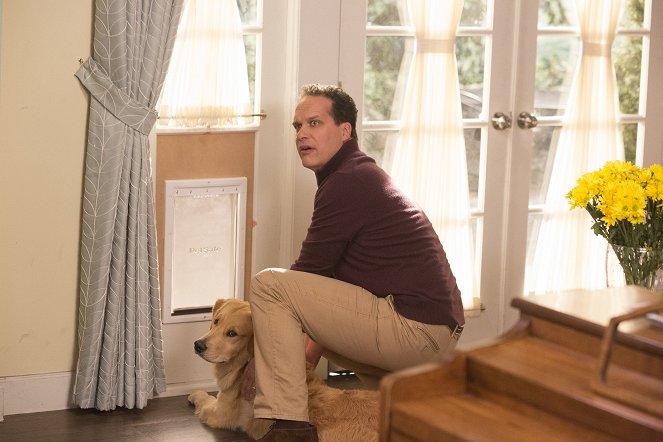 American Housewife - Küss den Ring! - Filmfotos - Diedrich Bader