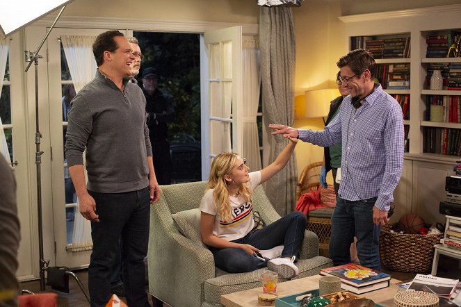 American Housewife - Cheaters Sometimes Win - Making of - Diedrich Bader, Meg Donnelly, Kenny Schwartz