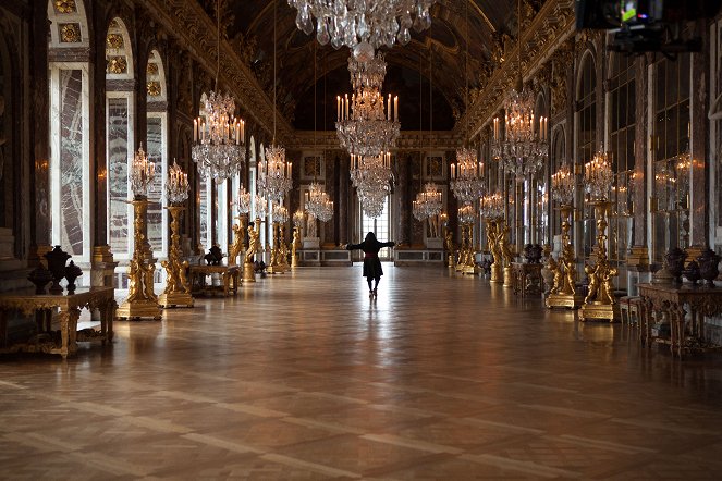 Versailles - Season 3 - Miroirs et fumée - De la película