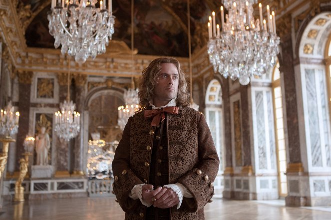 Versailles - Season 3 - Miroirs et fumée - De la película