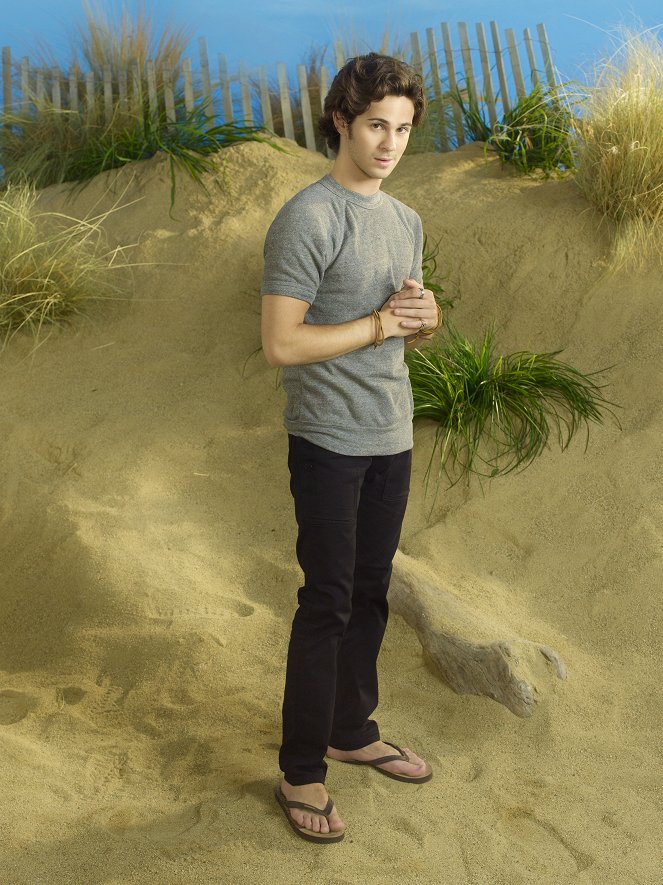 Revenge - Season 1 - Promoción - Connor Paolo