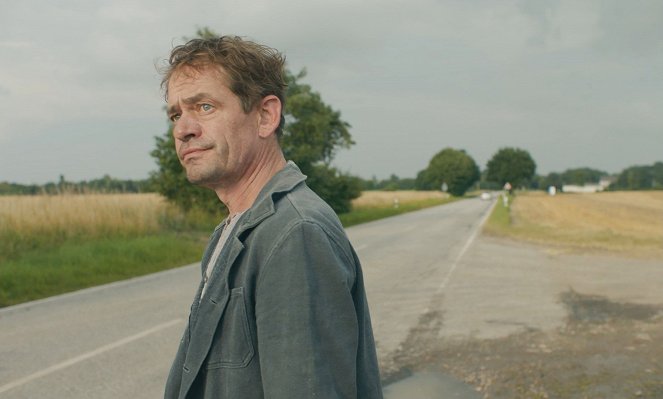 Whatever Happens Next - Van film - Henning Peker