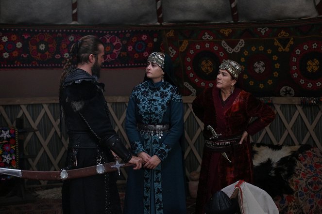 O Grande Guerreiro Otomano - Season 4 - Müzakere - Do filme - Burçin Abdullah, Hülya Darcan