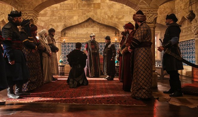 Diriliş: Ertuğrul - Season 4 - Ares ve Saadettin - De la película