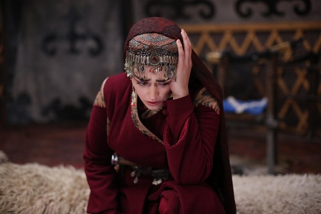 Diriliş: Ertuğrul - Zalim İçin Güzel Bir Gün - Z filmu - Esra Bilgiç Töre