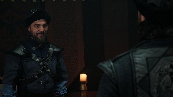 Diriliş: Ertuğrul - Köpeğin Sonu - De la película - Engin Altan Düzyatan