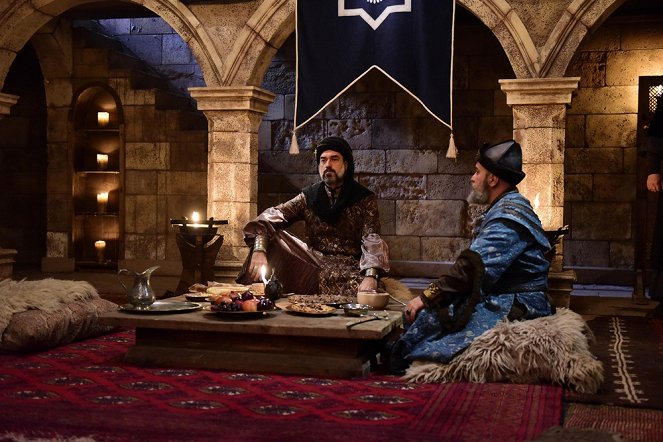 Diriliş: Ertuğrul - Season 3 - De la película