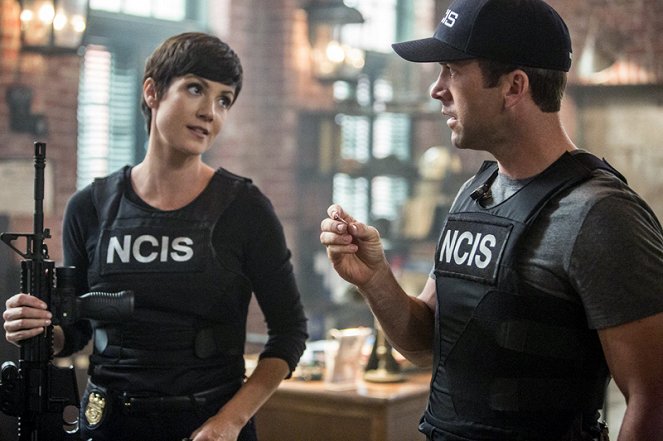 Agenci NCIS: Nowy Orlean - Season 1 - Moje miasto - Z filmu - Zoe McLellan, Lucas Black