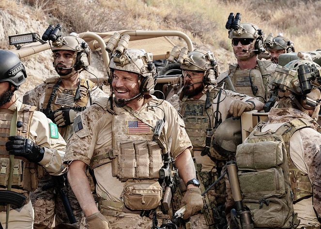 SEAL Team - Never Say Die - Photos - David Boreanaz, A. J. Buckley