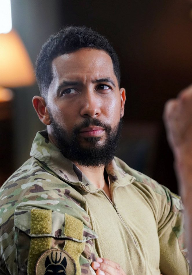 SEAL Team - The Worst of Conditions - Do filme - Neil Brown Jr.