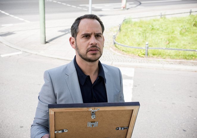 Schuld nach Ferdinand von Schirach - Season 1 - Die Illuminaten - Photos - Moritz Bleibtreu