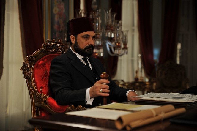 The Last Emperor: Abdul Hamid II - Season 1 - Episode 2 - Photos - Bülent İnal