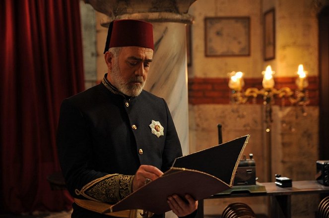 Payitaht: Abdülhamid - Episode 12 - De la película - Bahadır Yenişehirlioğlu