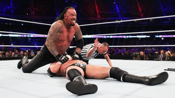 WWE Super Show-Down - Photos - Mark Calaway