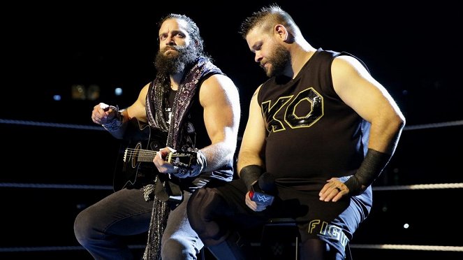 WWE Super Show-Down - Photos - Jeff Sciullo, Kevin Steen
