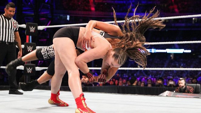 WWE Super Show-Down - Van film - Ronda Rousey