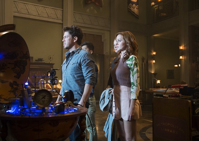 The Librarians - And the Fangs of Death - Photos - Christian Kane, Lindy Booth
