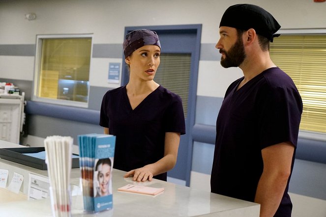 Nemocnice Chicago Med - Série 4 - When To Let Go - Z filmu - Norma Kuhling, Colin Donnell