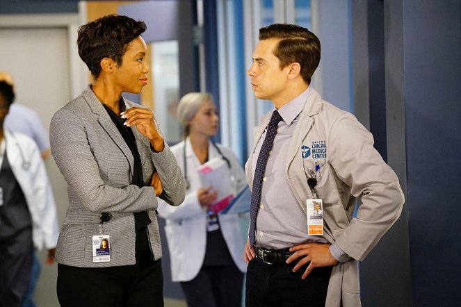 Chicago Med - Heavy Is the Head - Do filme