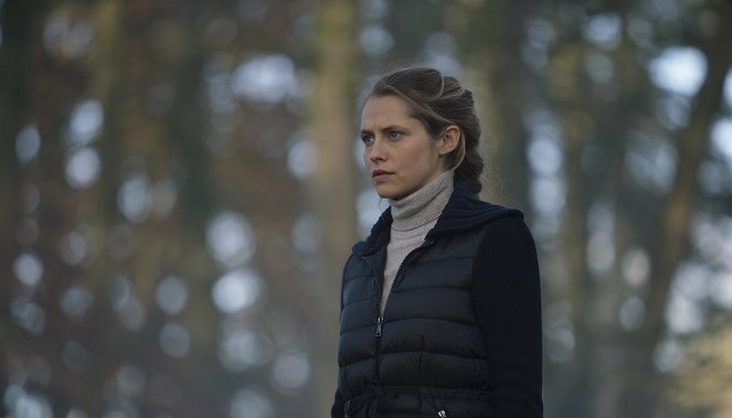 A Discovery of Witches - Episode 5 - Photos - Teresa Palmer