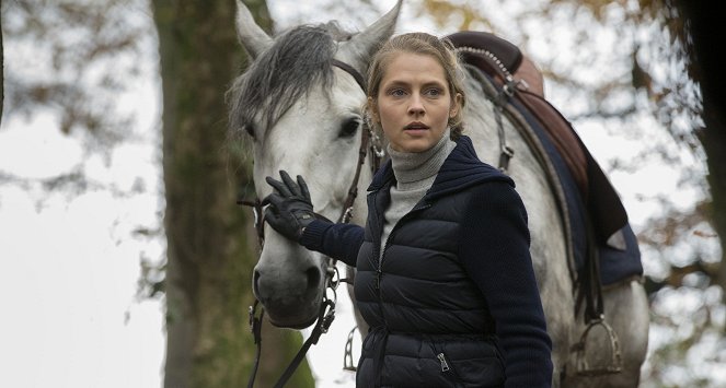 A Discovery of Witches - Episode 5 - Photos - Teresa Palmer