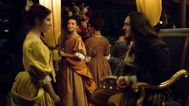 Versailles - Crime and Punishment - Photos