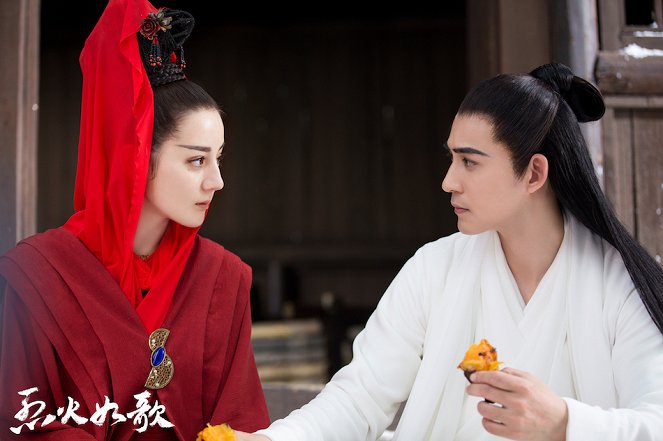 The Flame's Daughter - Lobby karty - Dilraba Dilmurat, Vic Chow