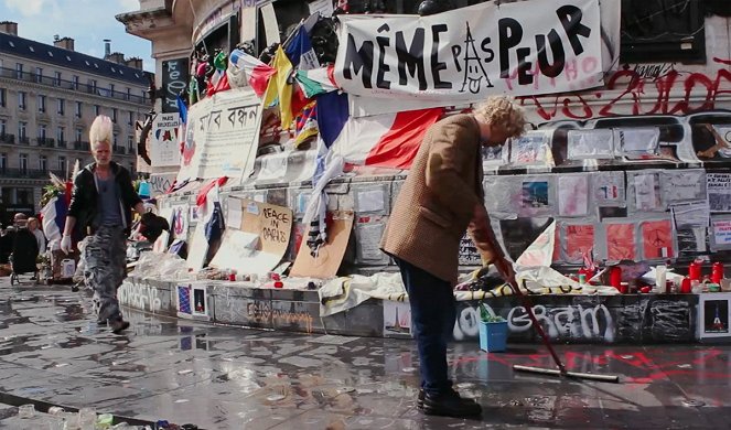 Place de la République, printemps 2016 - Film