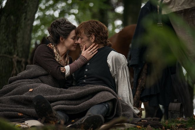 Outlander - Season 4 - La Belle Amérique - Photos - Caitríona Balfe, Sam Heughan