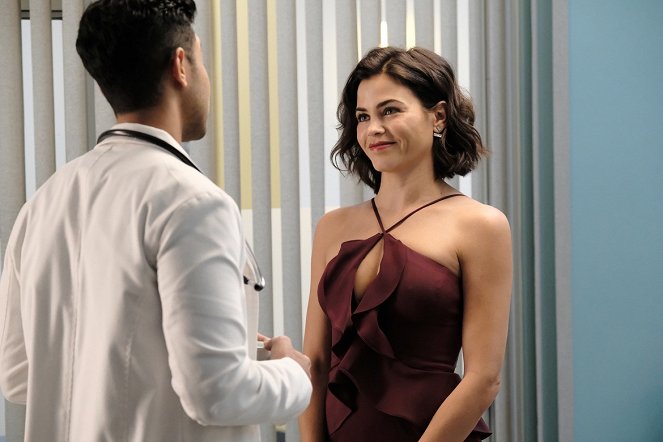 The Resident - About Time - Photos - Jenna Dewan