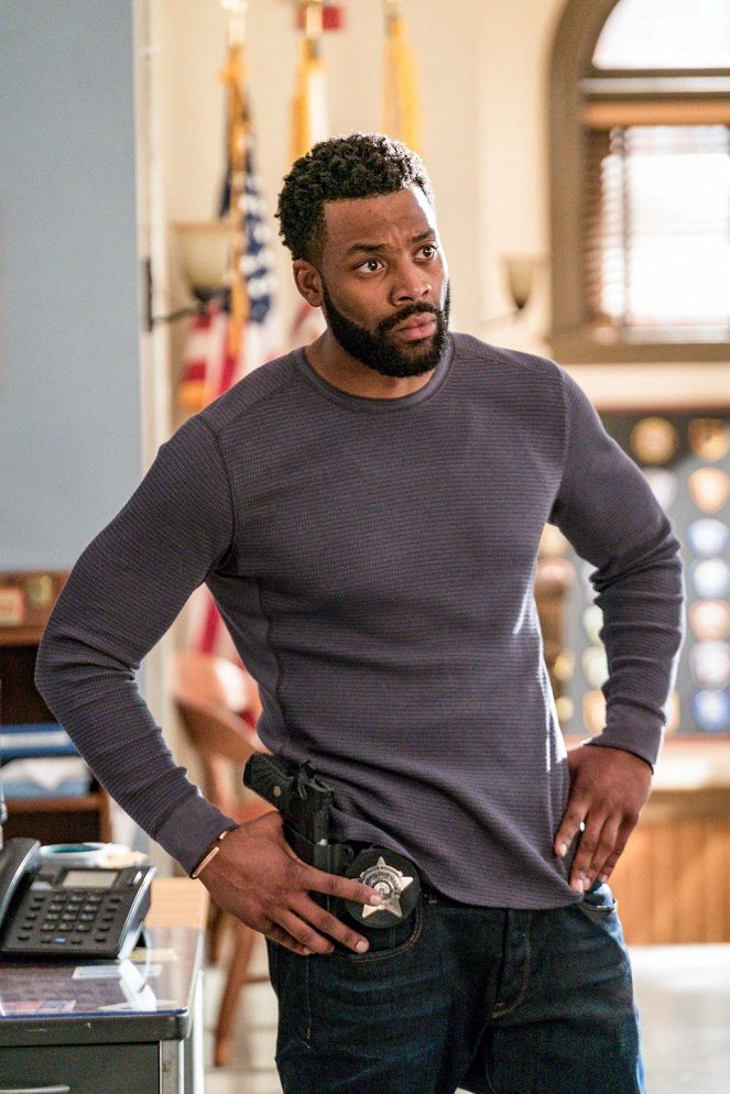 Chicago P.D. - Die üblichen Verdächtigen - Filmfotos - Laroyce Hawkins