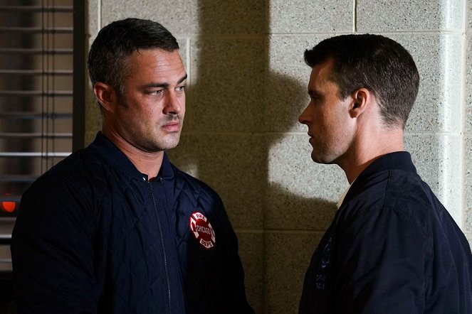 Chicago Fire - Harte Worte - Filmfotos - Taylor Kinney, Jesse Spencer