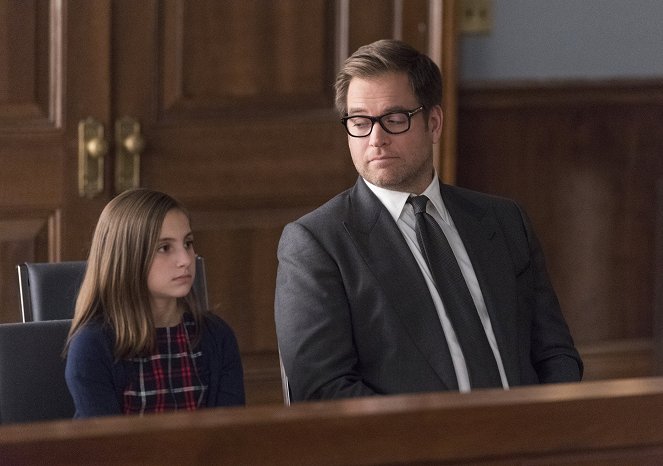 Bull - Home for the Holidays - Photos - Michael Weatherly