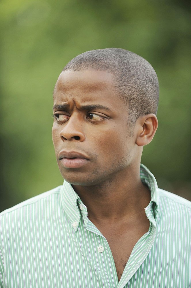 Psych - Season 4 - The Devil Is in the Details... And the Upstairs Bedroom - Photos - Dulé Hill