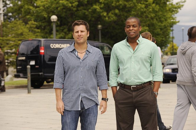 Psych - Season 4 - The Devil Is in the Details... And the Upstairs Bedroom - Photos - James Roday Rodriguez, Dulé Hill