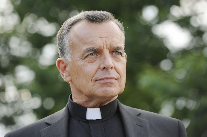 Psych - The Devil Is in the Details... And the Upstairs Bedroom - Kuvat elokuvasta - Ray Wise