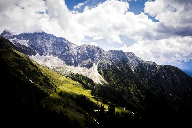 Bergwelten - Bergwelten on Tour: Das Ötztal - Tal der Vielfalt und Gegensätze - Kuvat elokuvasta