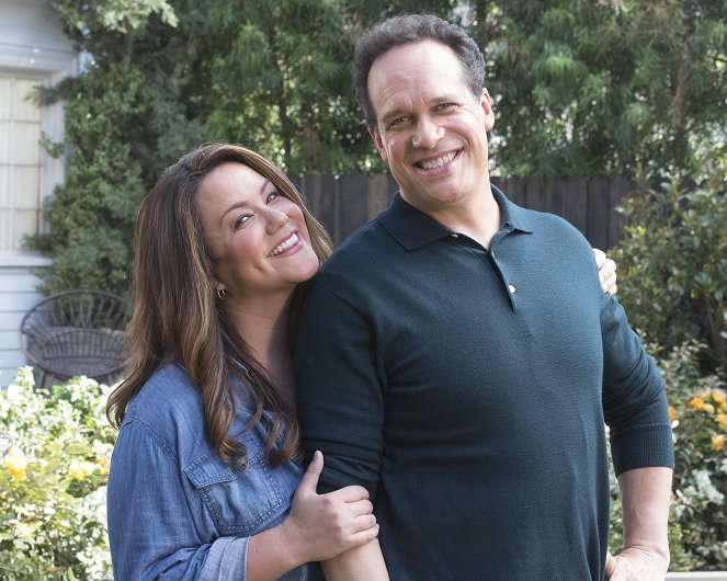 American Housewife - Enemies: An Otto Story - Making of - Katy Mixon, Diedrich Bader