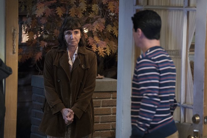 The Conners - Season 1 - Keep on Truckin' - Photos - Mary Steenburgen