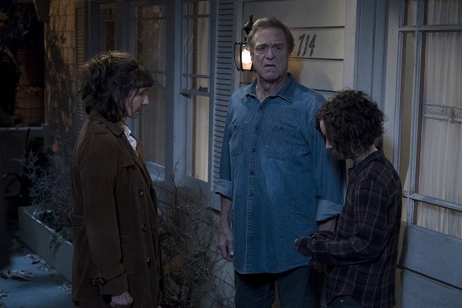 The Conners - Season 1 - Keep on Truckin' - Photos - Mary Steenburgen, John Goodman