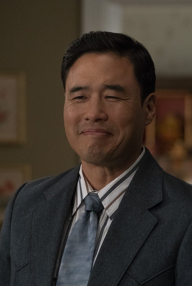 Fresh Off the Boat - Season 5 - Vier Wochen sitzen - Filmfotos - Randall Park