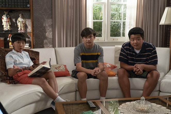 Fresh Off the Boat - The Hand That Sits the Cradle - Z filmu - Ian Chen, Forrest Wheeler, Hudson Yang
