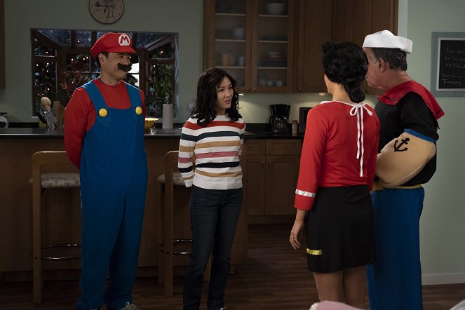 Fresh Off the Boat - Workin' the 'Ween - Do filme - Randall Park, Constance Wu
