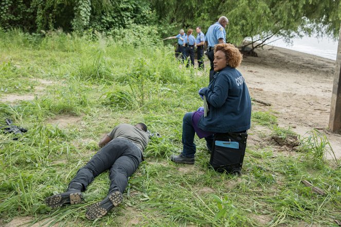 NCIS: New Orleans - Inside Out - Photos - CCH Pounder