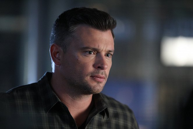 Lucifer - A Devil of My World - Photos - Tom Welling