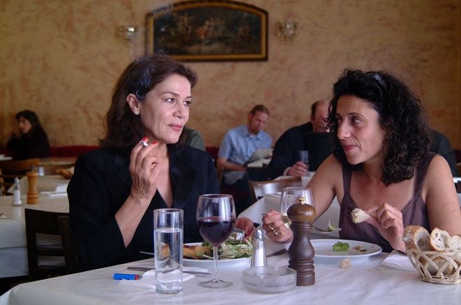 Rot und blau - Do filme - Hannelore Elsner, Adriana Altaras