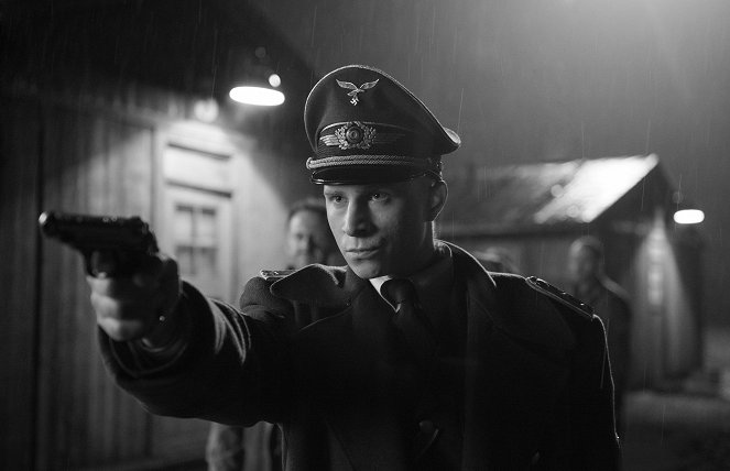 The Captain - L'usurpateur - Film - Max Hubacher