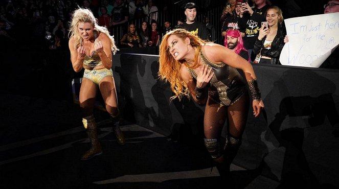 WWE Evolution - Filmfotos - Ashley Fliehr, Rebecca Quin