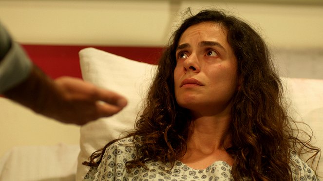 Kadın - Season 2 - Episode 4 - Kuvat elokuvasta - Özge Özpirinçci