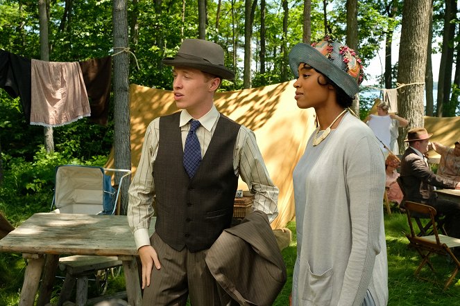 Frankie Drake Mysteries - Season 1 - Summer in the City - Filmfotos - Gregg Lowe, Chantel Riley